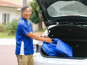 Food Services: Meals on Wheels delivery driver