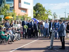 Chief Rabbi Dan Lieberman addresses a crowd